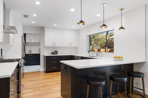 Tiny photo for 2615 Barton Hills DR, Austin, TX 78704 (MLS # 3880789)