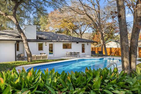 Tiny photo for 2615 Barton Hills DR, Austin, TX 78704 (MLS # 3880789)