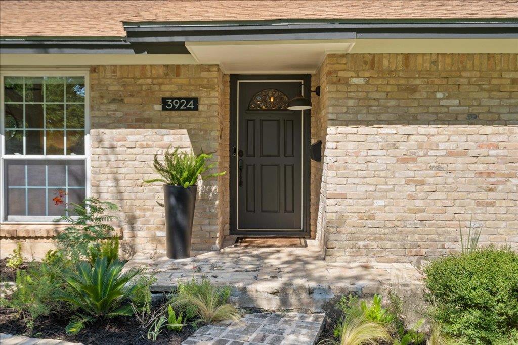 3924 Sierra DR