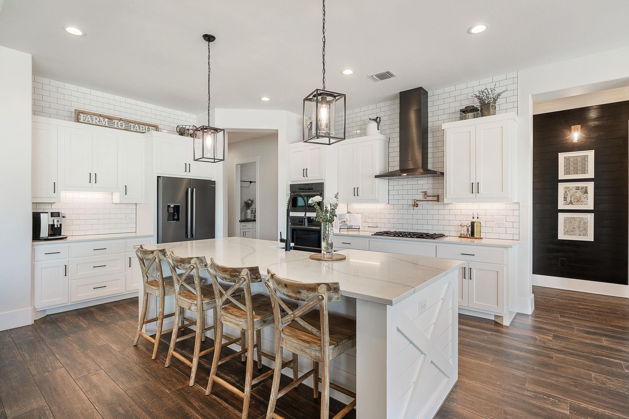 115 Lazy Creek DR
