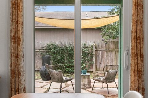 Tiny photo for 6016 Baton Rouge DR, Austin, TX 78727 (MLS # 9002048)