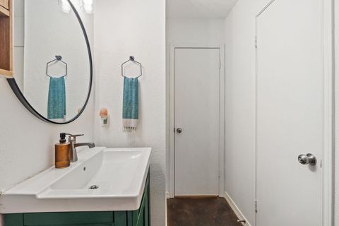 Tiny photo for 6016 Baton Rouge DR, Austin, TX 78727 (MLS # 9002048)