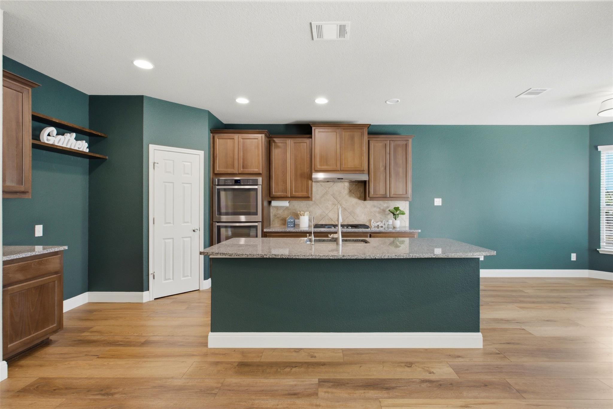 3343 Pablo CIR