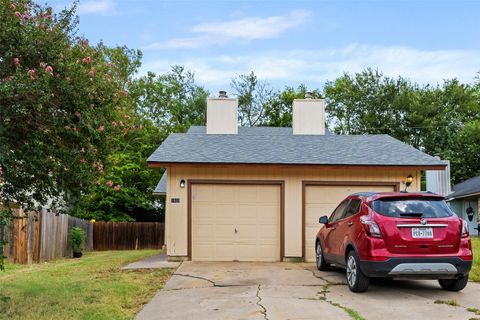 Photo of 1805 RAWHIDE LOOP, Round Rock, TX 78681 (MLS # 1320405)