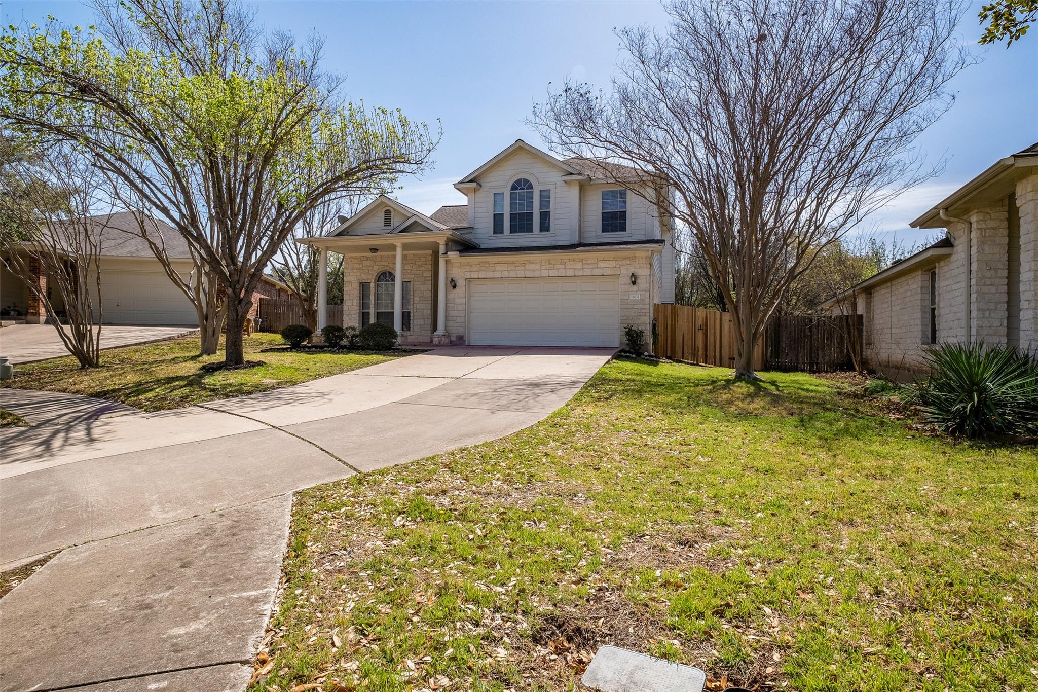 16633 Ennis TRL