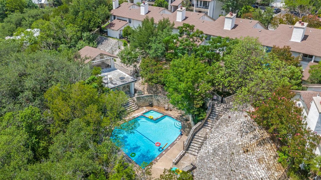 Photo for 6910 Hart LN #807, Austin, TX 78731 (MLS # 7925563)