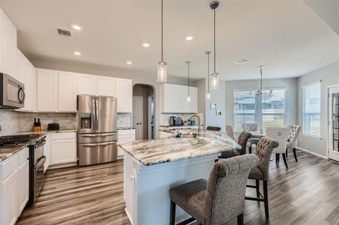 1805 Bogata LN Leander TX 78641