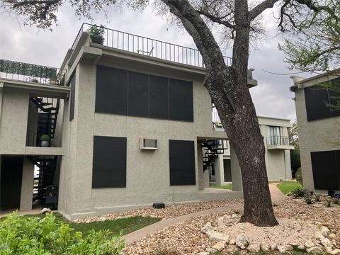 Photo of 5916 Lago Vista WAY #14 Downstairs, Lago Vista, TX 78645 (MLS # 4547872)