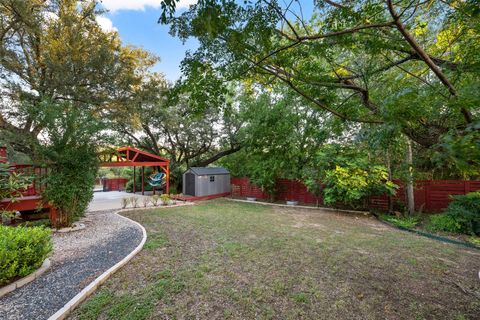 Tiny photo for 1204 Summit Edge DR, Austin, TX 78732 (MLS # 3702957)