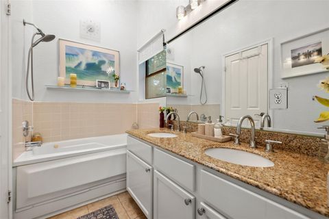 Tiny photo for 1204 Summit Edge DR, Austin, TX 78732 (MLS # 3702957)