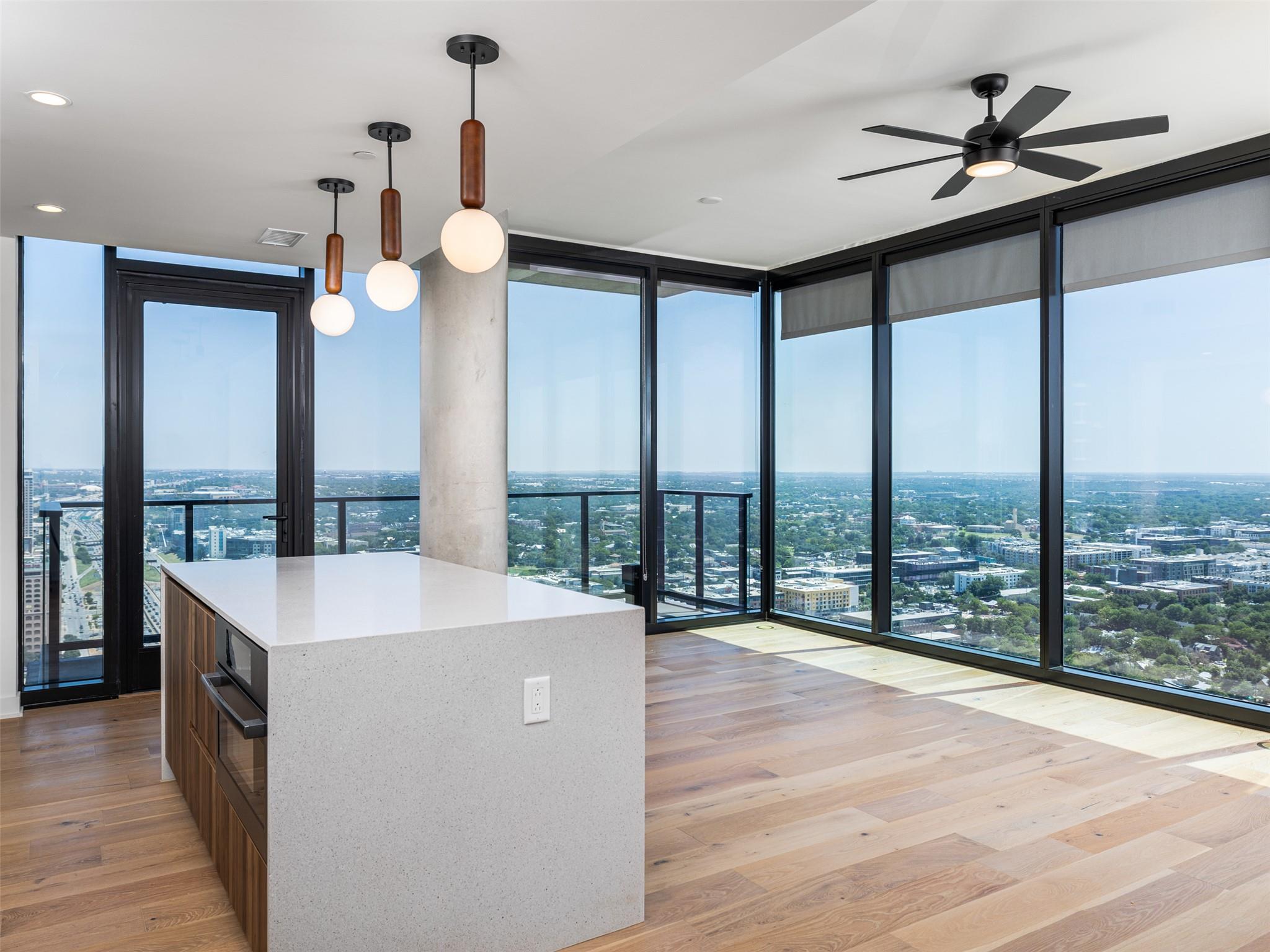 84 East Ave 3704