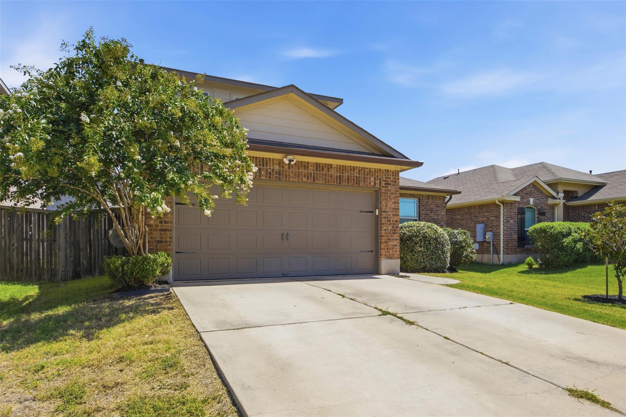 11804 Pecangate WAY