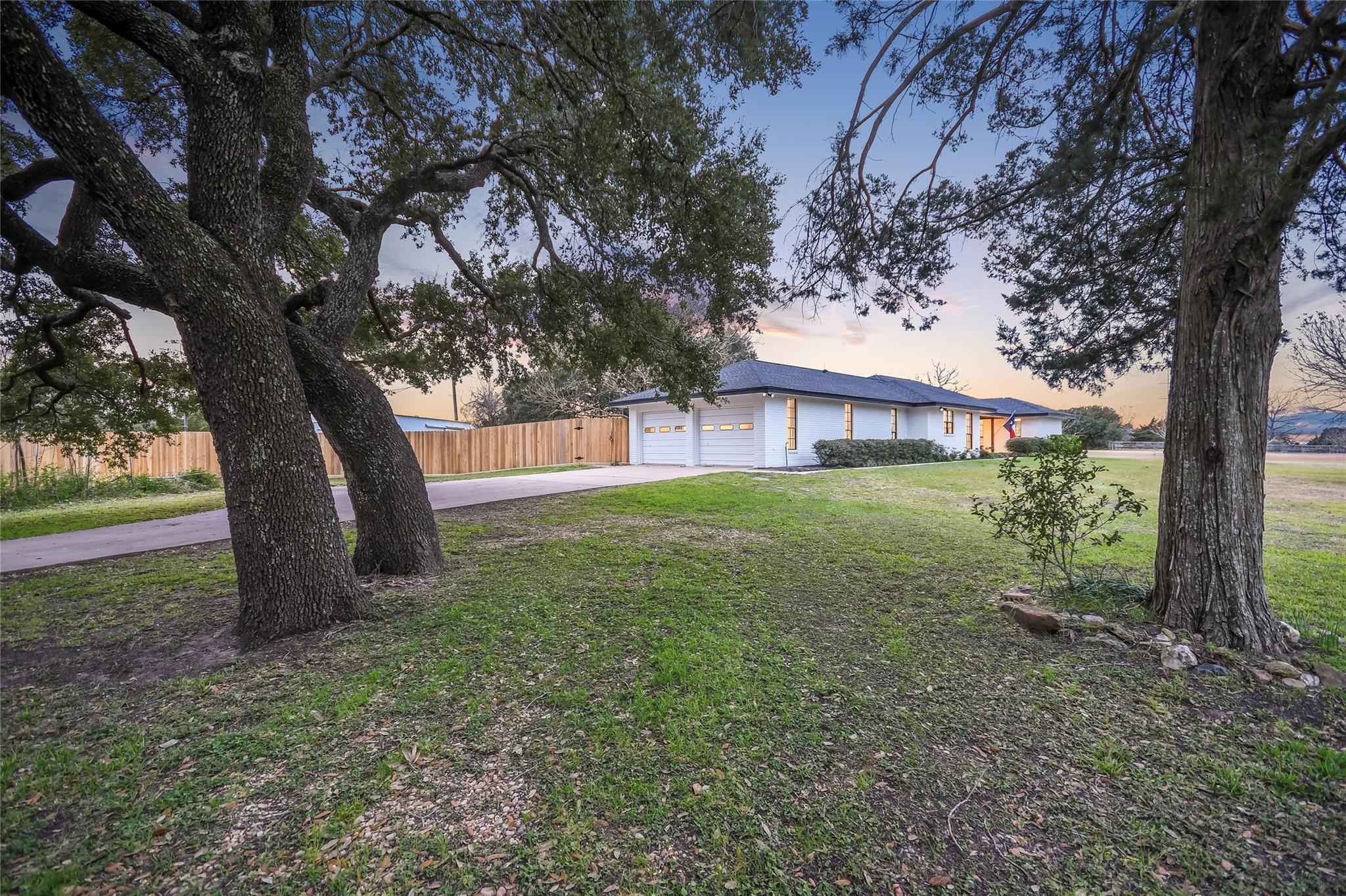6569 Cutoff RD