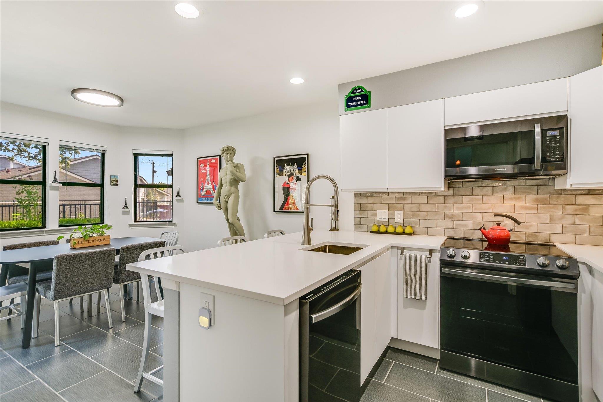 2001 Parker LN S 107