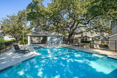Tiny photo for 2001 Parker LN S #107, Austin, TX 78741 (MLS # 9367172)
