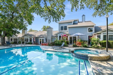 Tiny photo for 2001 Parker LN S #107, Austin, TX 78741 (MLS # 9367172)