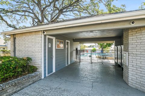 Tiny photo for 2001 Parker LN S #107, Austin, TX 78741 (MLS # 9367172)