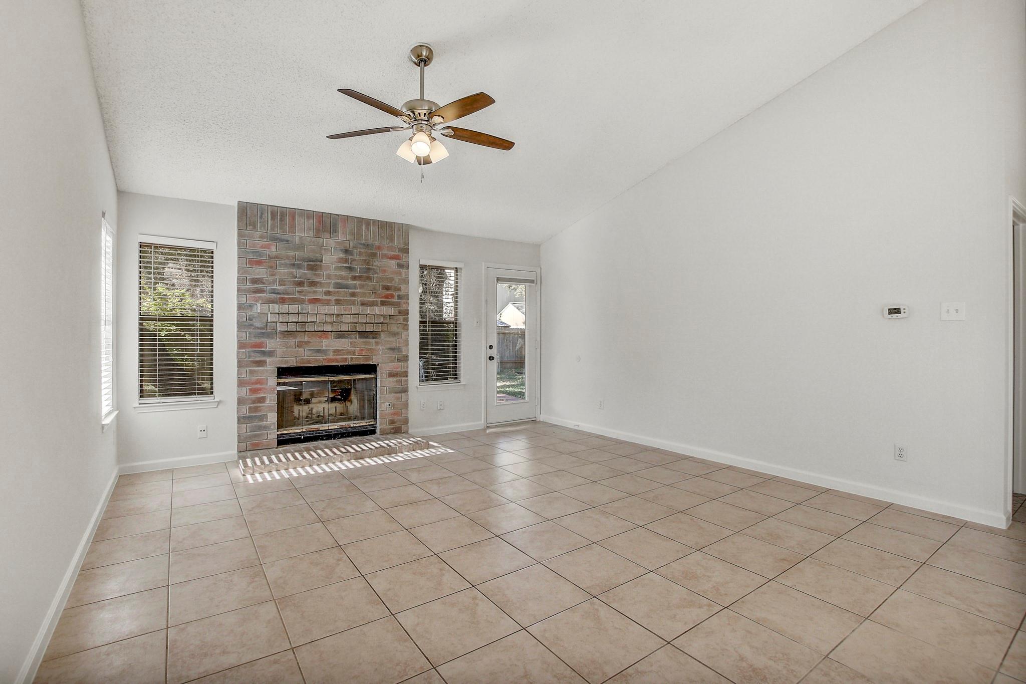 17516 Klamath Falls DR