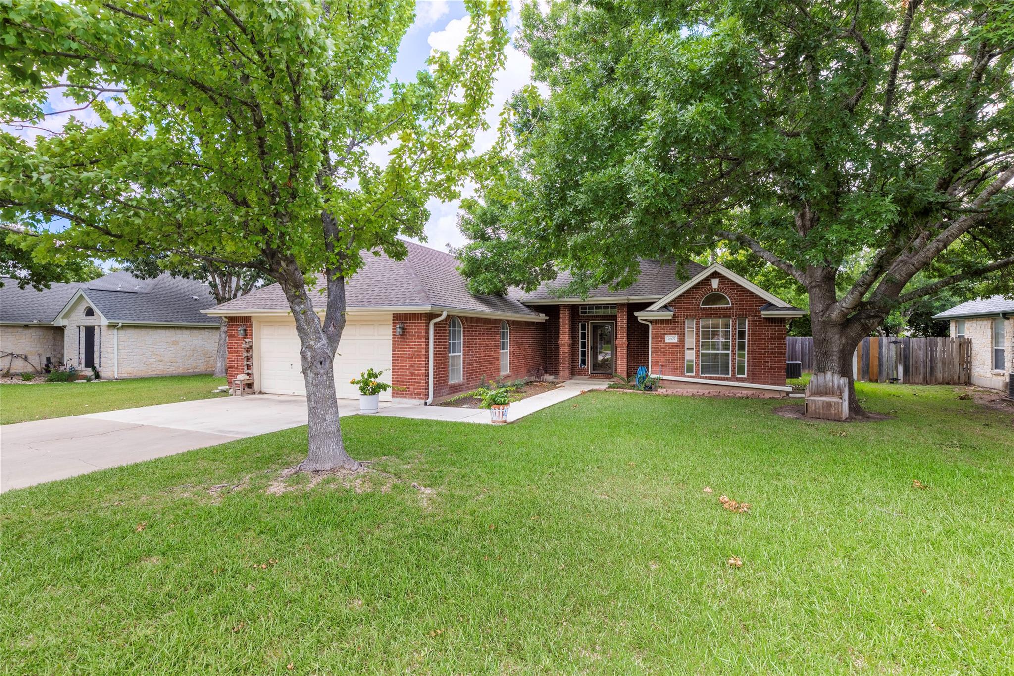 2607 Bluebonnet Valley DR