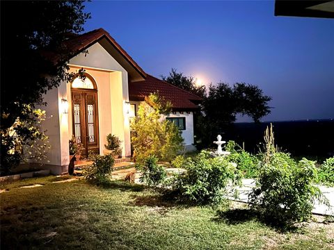 1801 Montell RD Wimberley TX 78676