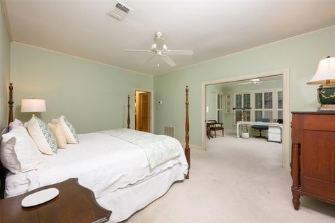 Tiny photo for 52 Club Estates PKWY, The Hills, TX 78738 (MLS # 9689892)