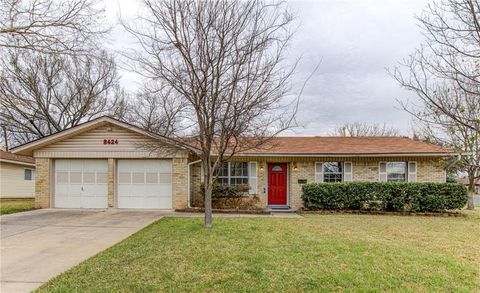 Photo of 8424 Jamestown DR, Austin, TX 78758 (MLS # 5788971)