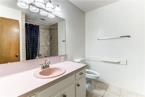 Tiny photo for 8424 Jamestown DR, Austin, TX 78758 (MLS # 5788971)
