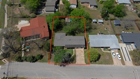 4802 Tannehill LN Austin TX 78723