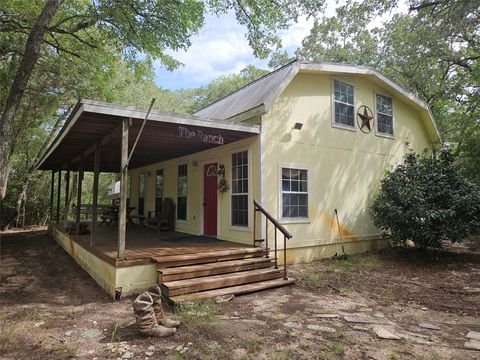 350 Oak Creek TRL Thrall TX 76578