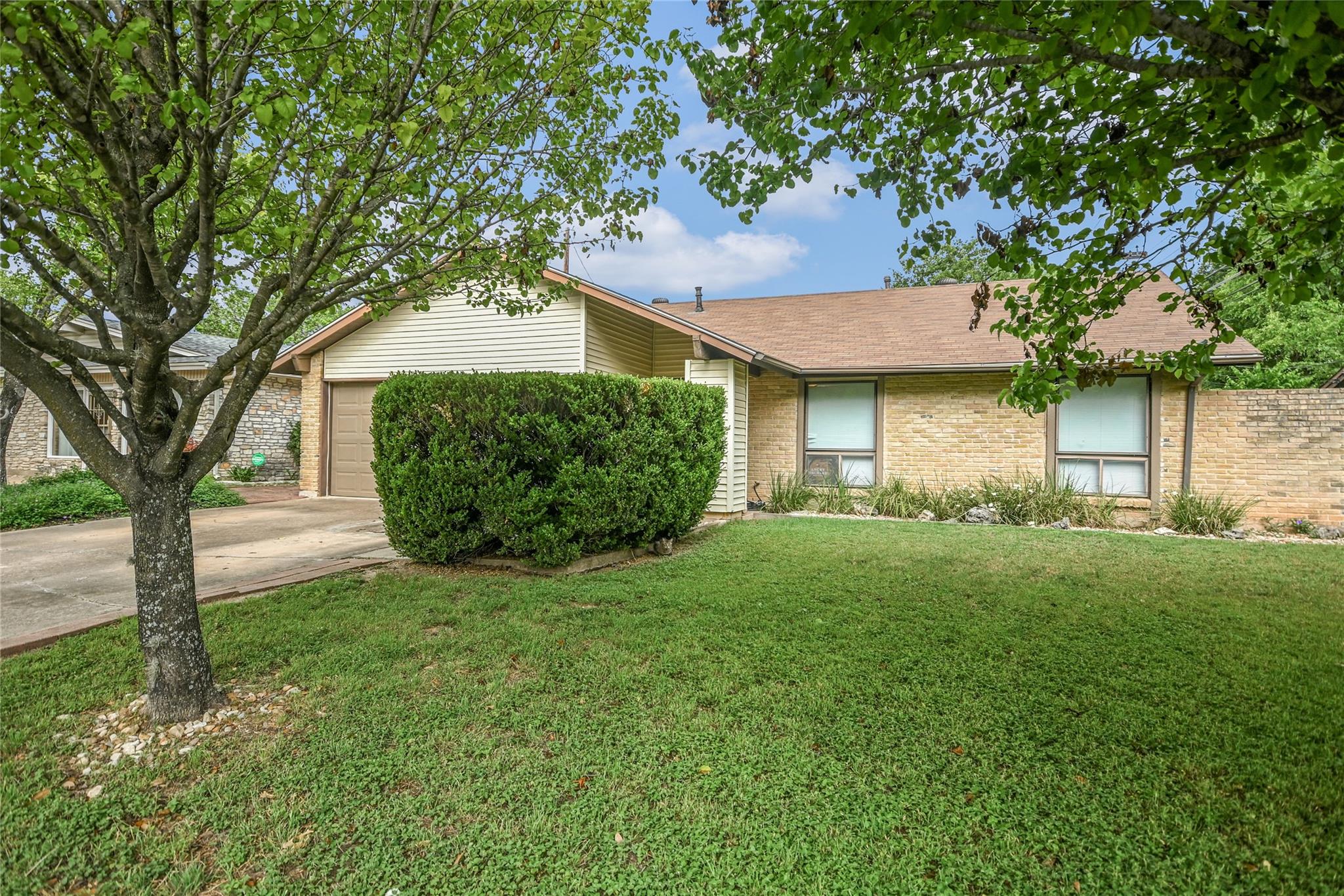 6702 Langston DR