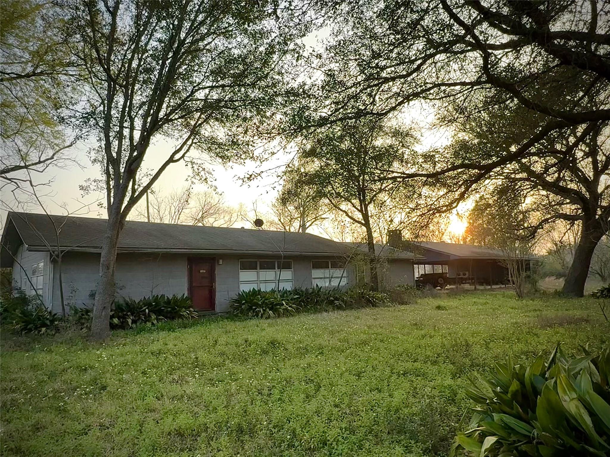 Listing image 1