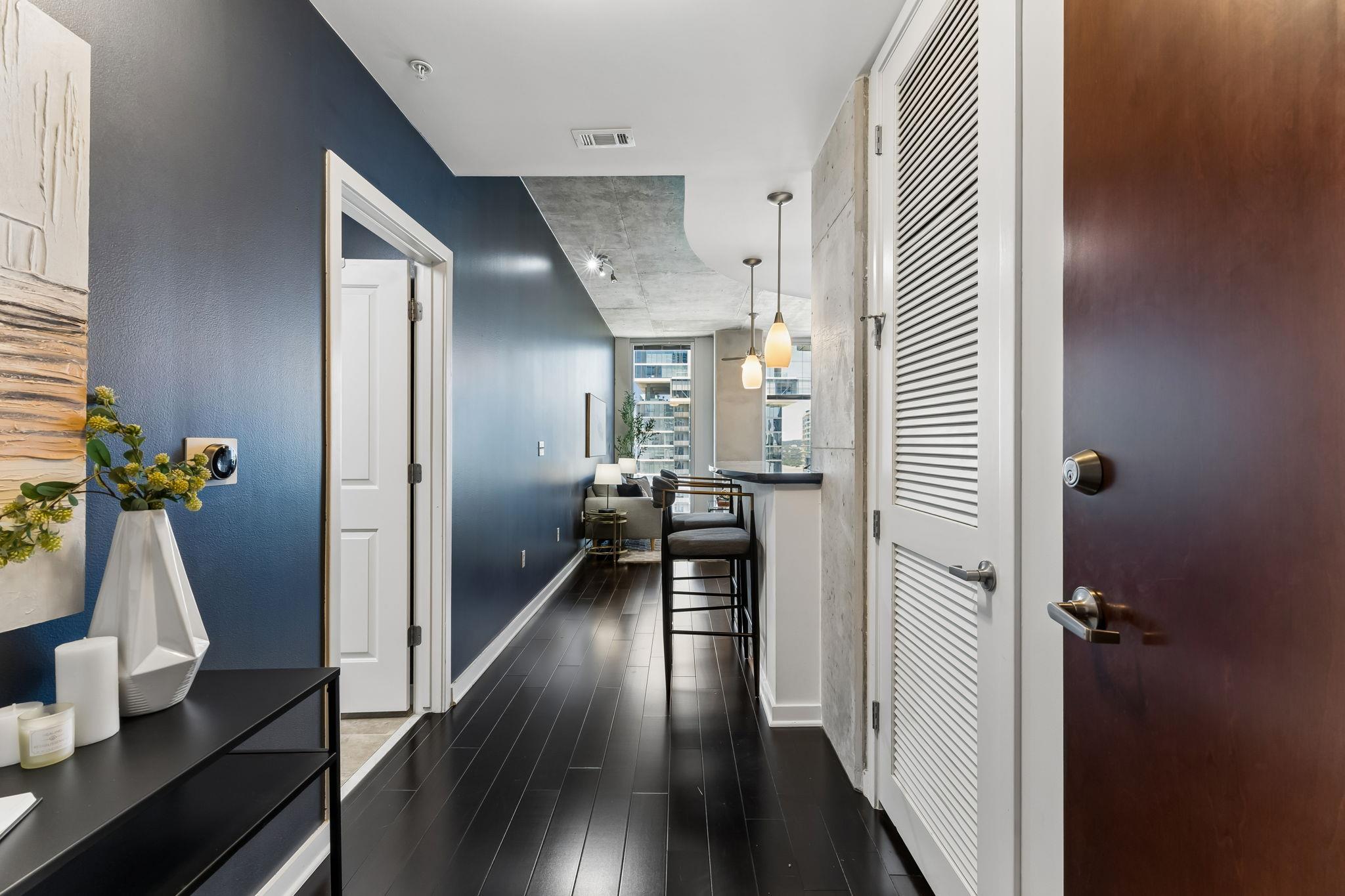 360 Nueces ST 3106