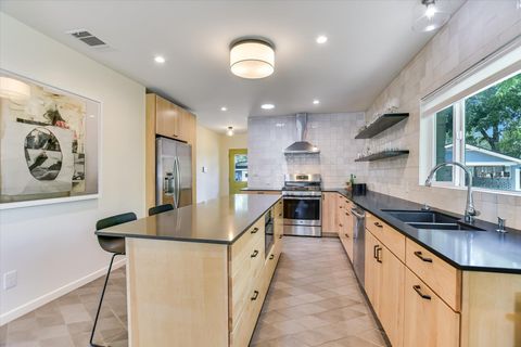 Tiny photo for 3004 Breeze TER, Austin, TX 78722 (MLS # 8656336)
