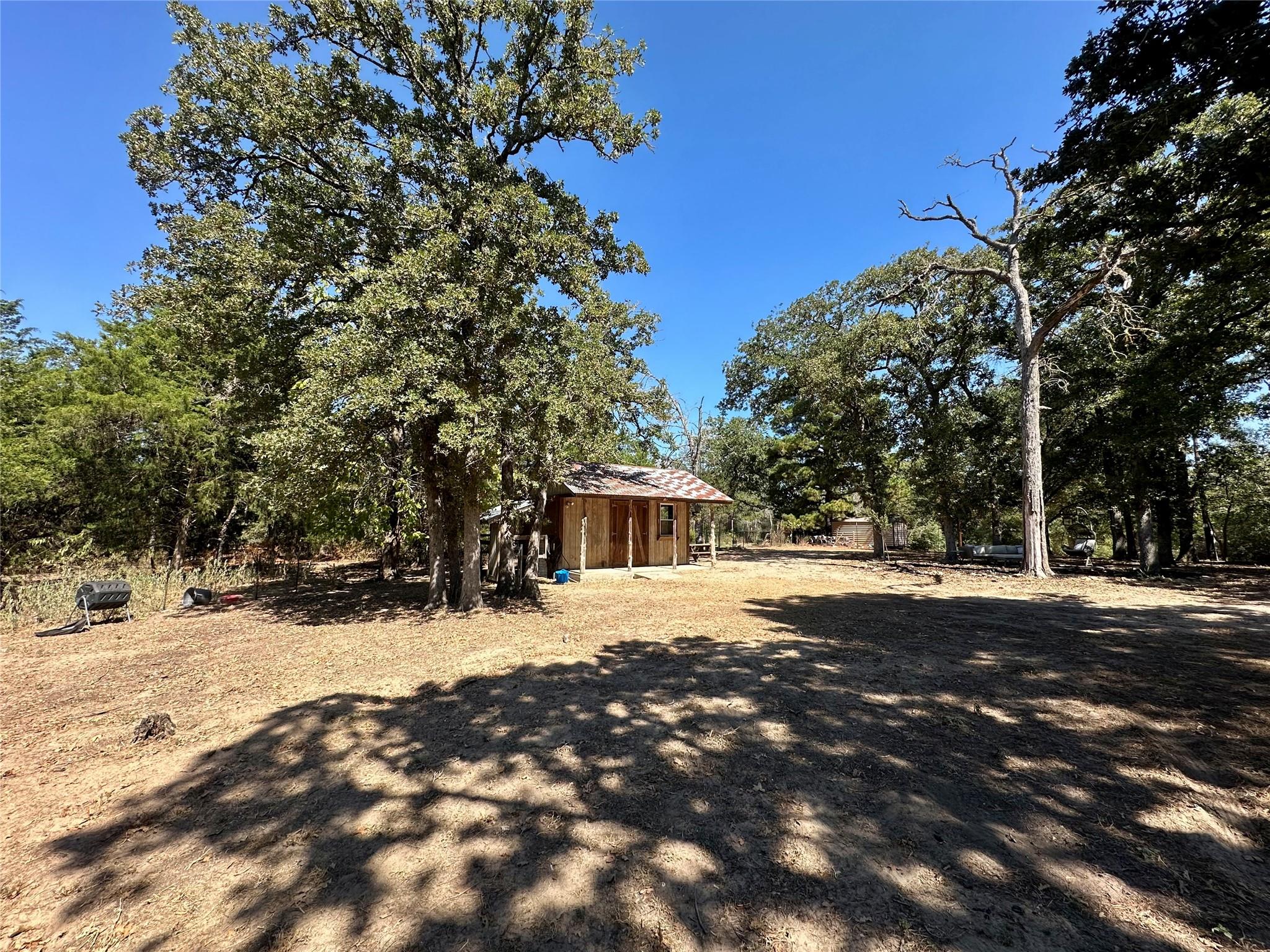 1053 E County Road F