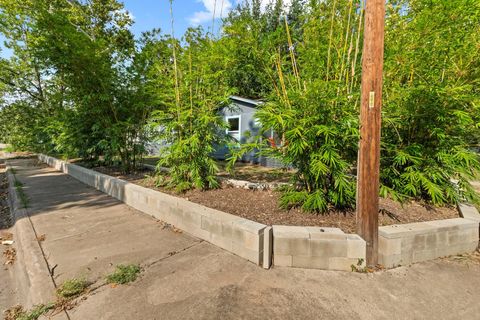Tiny photo for 1911 Riverview ST #A, Austin, TX 78702 (MLS # 8306024)