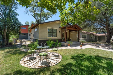 Photo of 2709 Geraghty Ave, Austin, TX 78757 (MLS # 8912554)