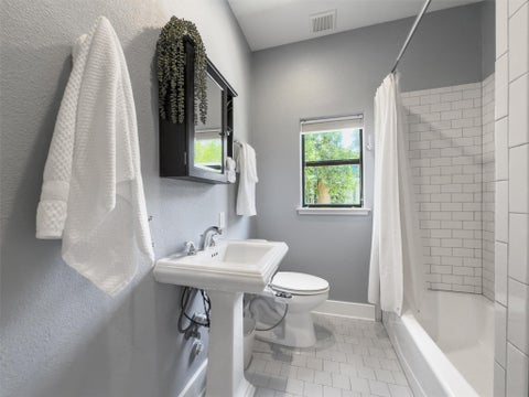 Tiny photo for 2709 Geraghty Ave, Austin, TX 78757 (MLS # 8912554)
