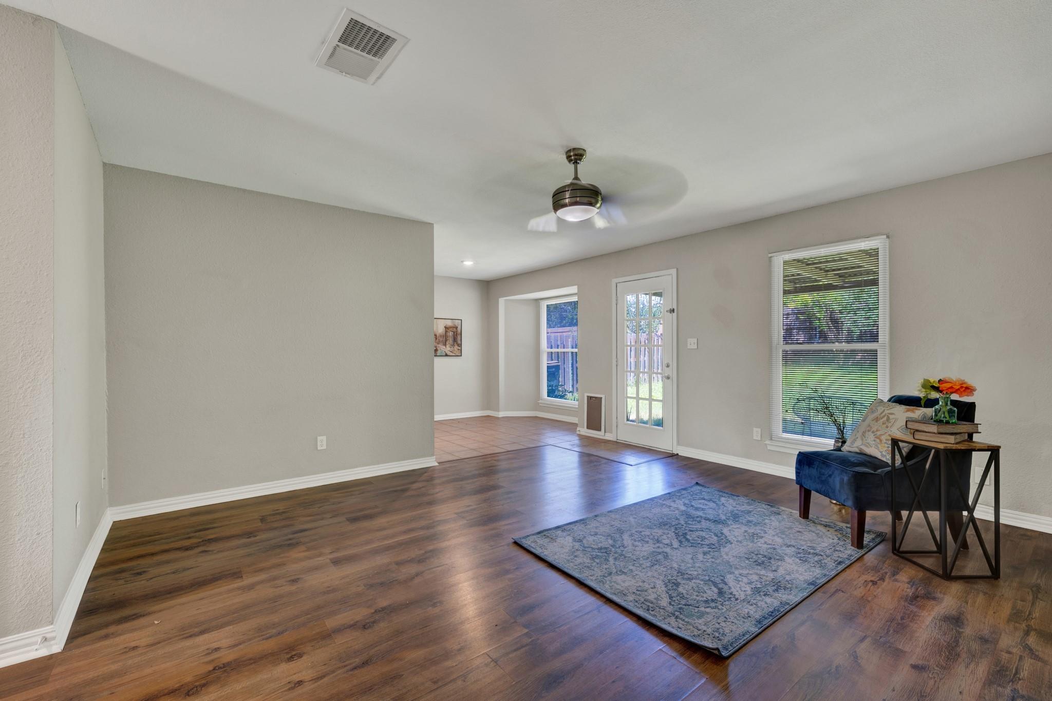 1917 Castle Gate CIR