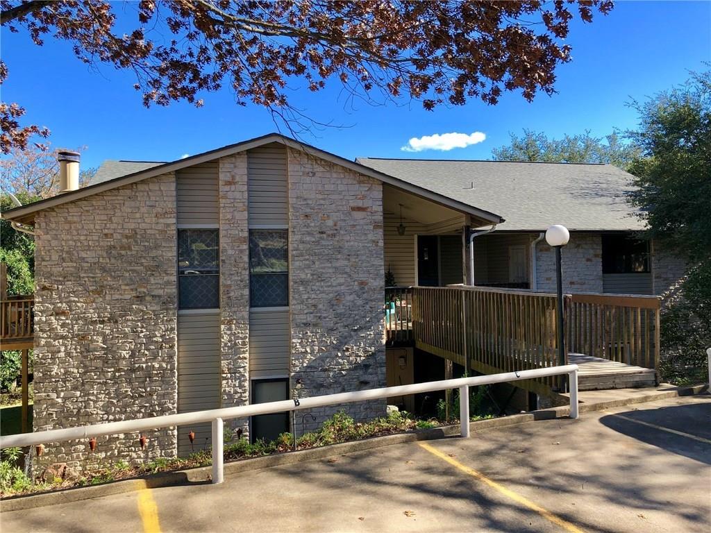 Photo 1 of 17 — 7109 Silver Dale B, Austin, TX 78736