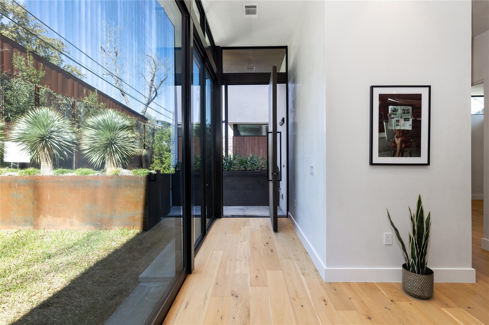 1315 W 9th ST B