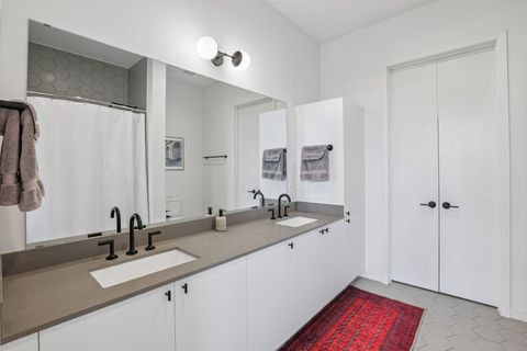 Tiny photo for 800 Embassy DR #319, Austin, TX 78702 (MLS # 8880148)