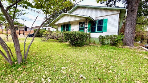 Photo of 2109 E 12th ST, Austin, TX 78702 (MLS # 1751768)