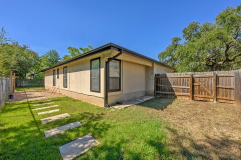 Tiny photo for 11805 Bell Ave #B, Austin, TX 78759 (MLS # 5889374)