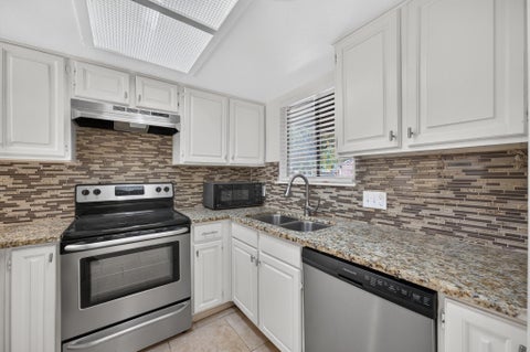 Tiny photo for 11805 Bell Ave #B, Austin, TX 78759 (MLS # 5889374)
