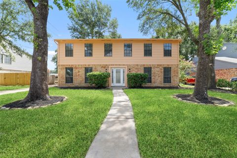 Photo of 8406 Pine Falls DR, Houston, TX 77095 (MLS # 2186798)