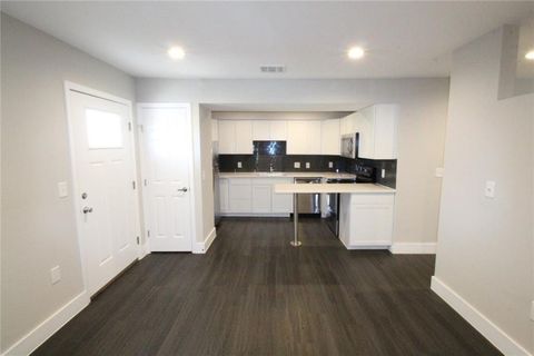Tiny photo for 935 La Posada DR #126, Austin, TX 78752 (MLS # 7432335)