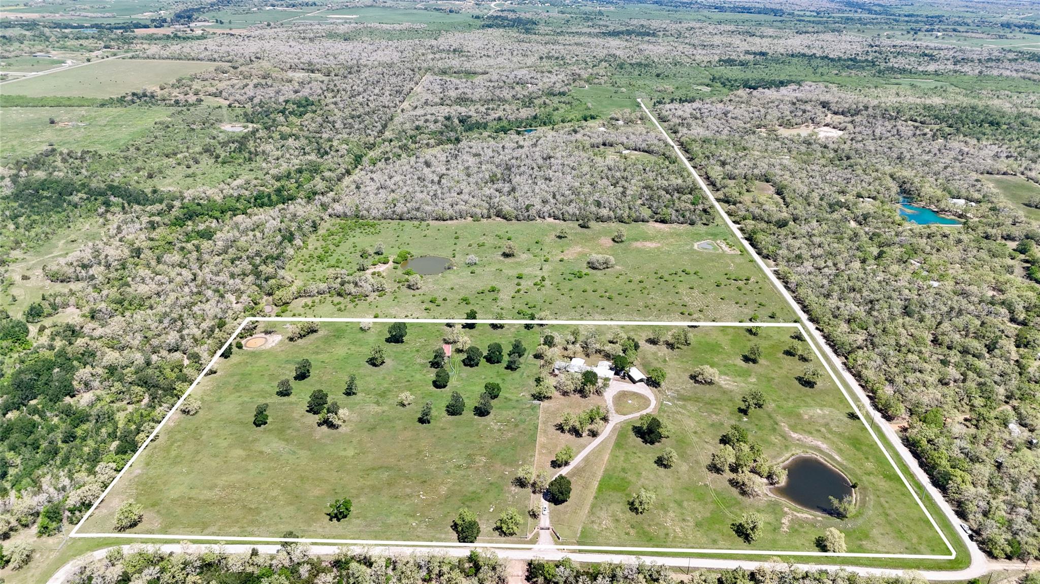 6440 Mockingbird RD