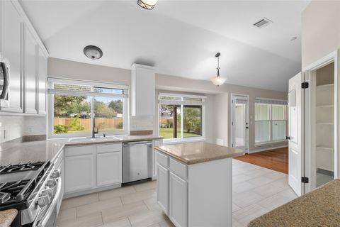 Tiny photo for 14915 Bescott DR, Austin, TX 78728 (MLS # 4648082)