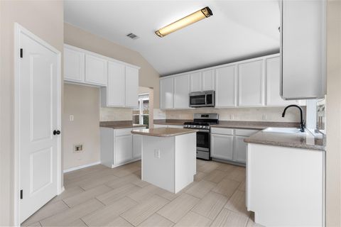 Tiny photo for 14915 Bescott DR, Austin, TX 78728 (MLS # 4648082)