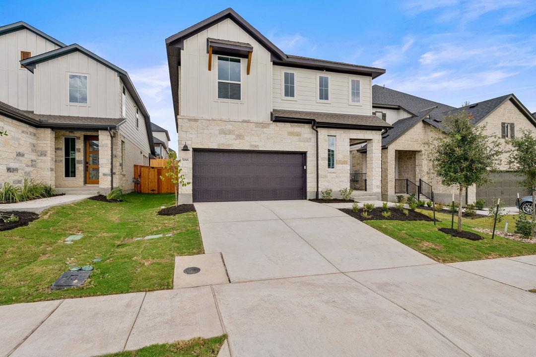 586 Darley Oak Drive